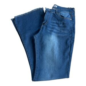 RED Bottoms Women's Blue Jeans Size 13 / Long 31.